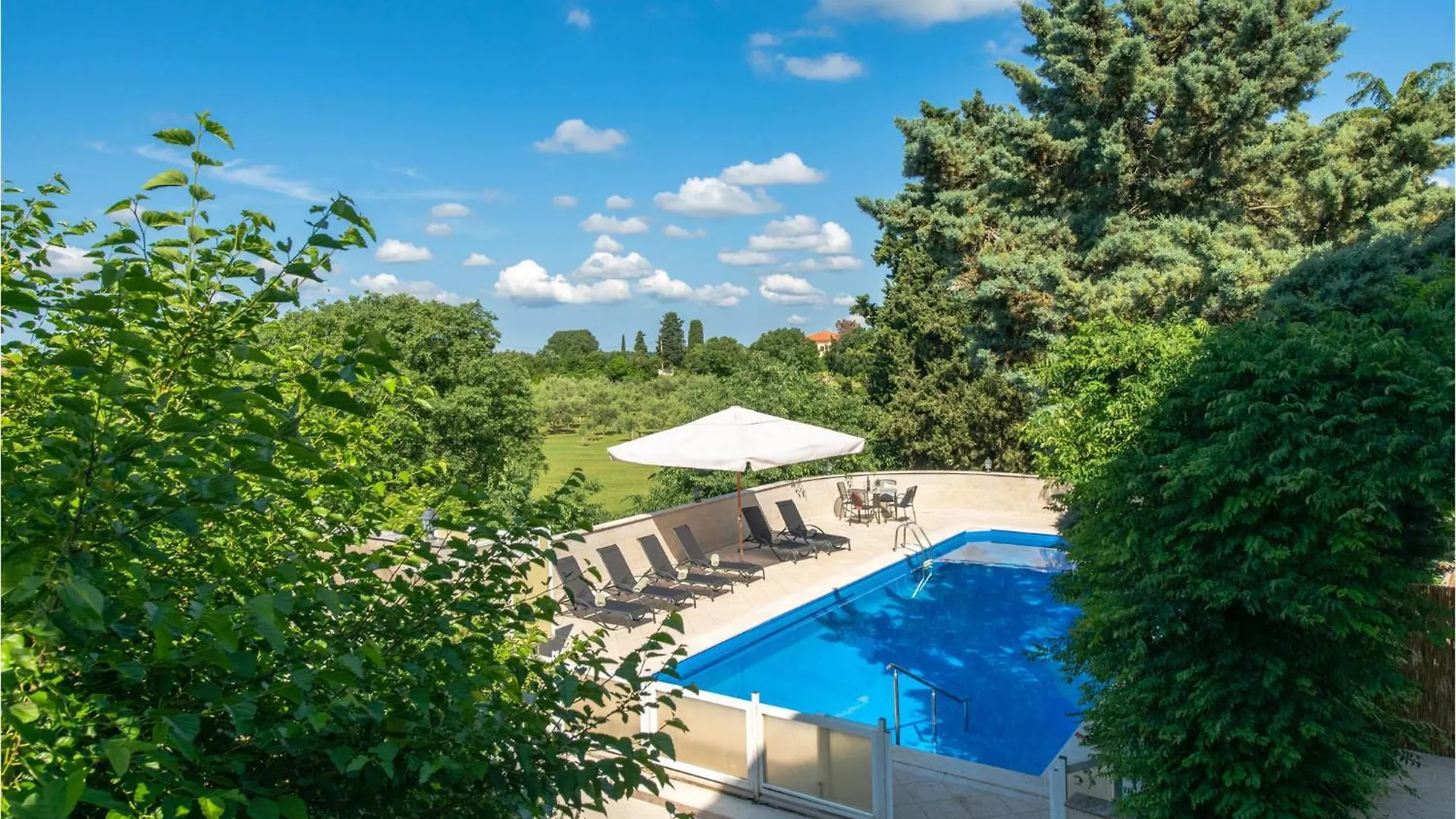 4 Bedroom Nice Home In Krnica