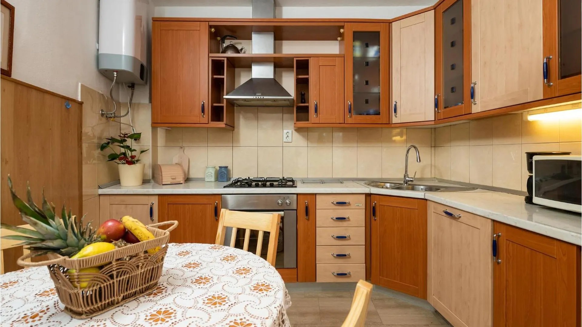 4 Bedroom Nice Home In Krnica 0*,  Croatie