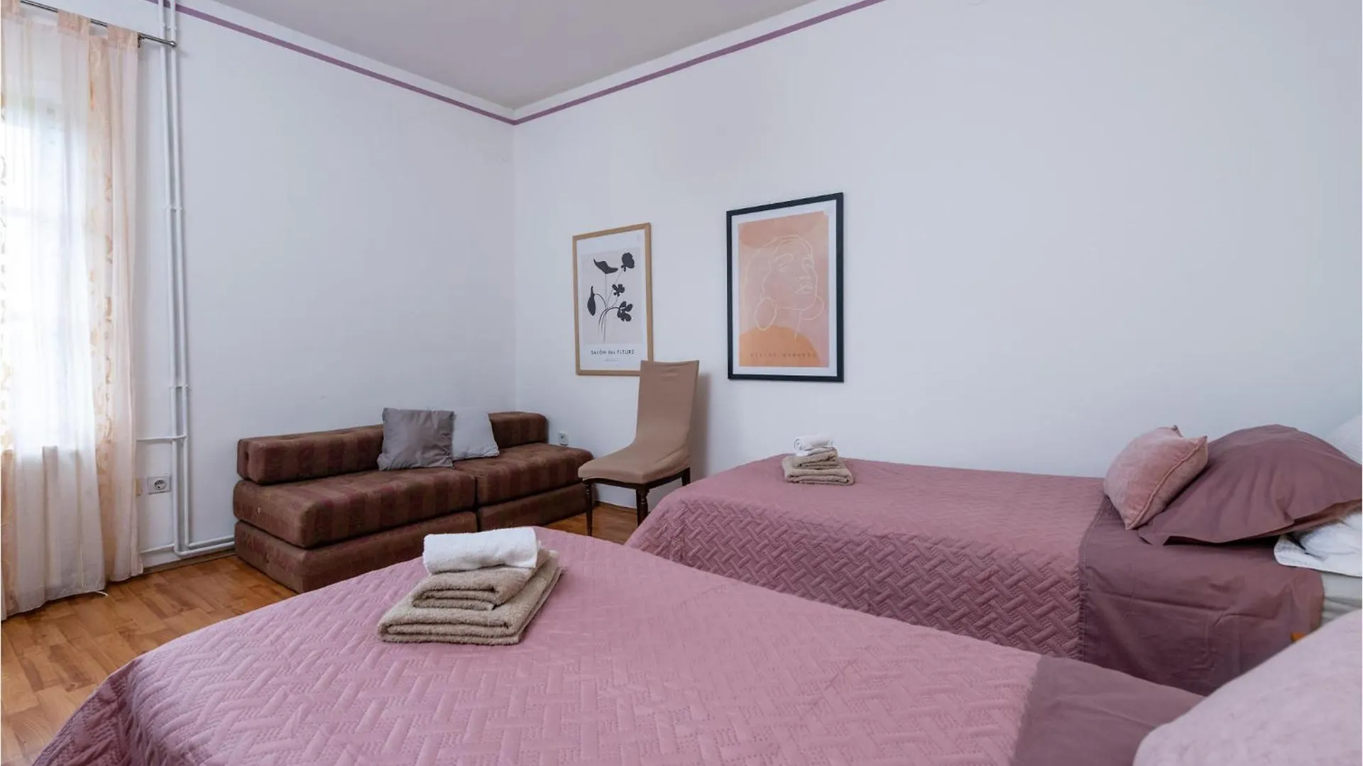 4 Bedroom Nice Home In Krnica Appartement